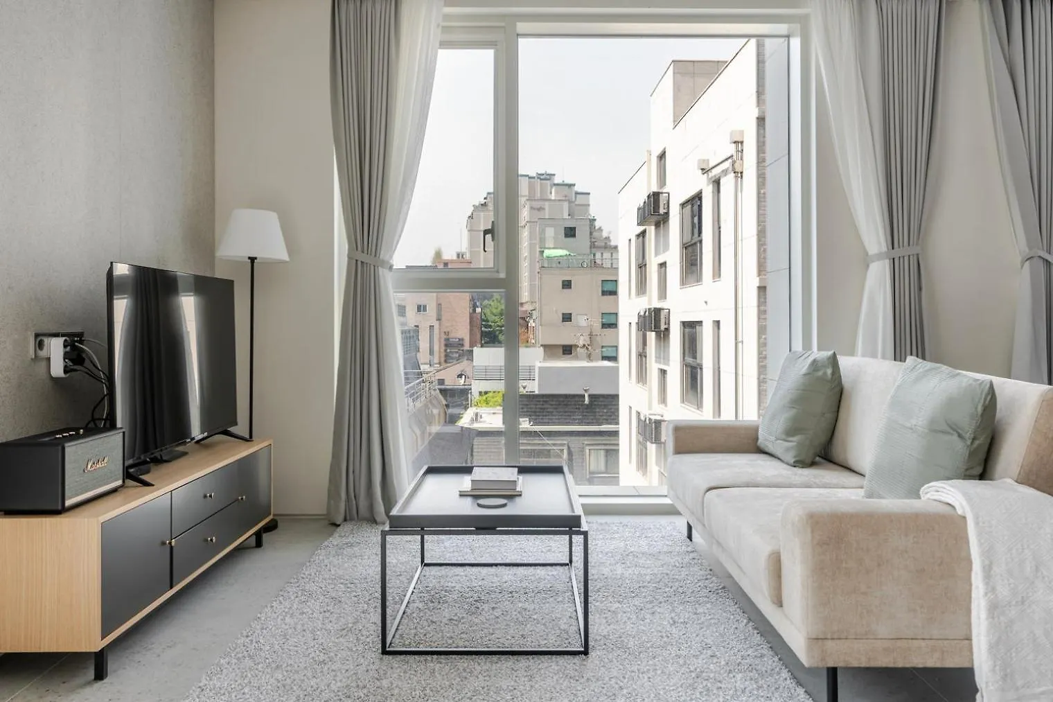 Blueground Id11 Nonhyeon City View Ac Sel-11 Σεούλ 0*,  Νότια Κορέα